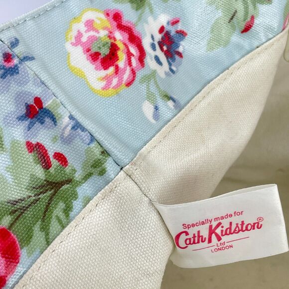 ~ Rare Cath Kidston XL Bag Tote Floral Coated Blue Handles Snap Zip Lined Pocket - Picture 10 of 16